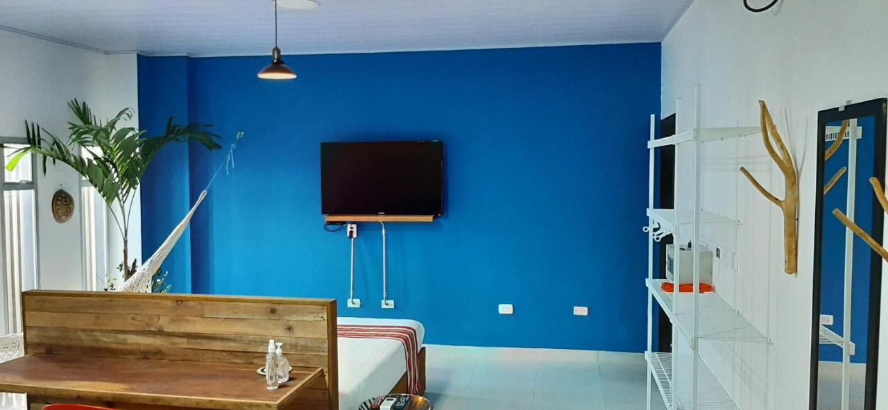 Bed and Breakfast Tambo Boutique House Летисия Экстерьер фото